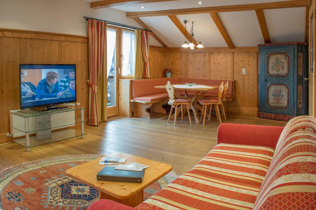 Gaestehaus "Ski-Depot" Seefeld in Tirol Habitación foto
